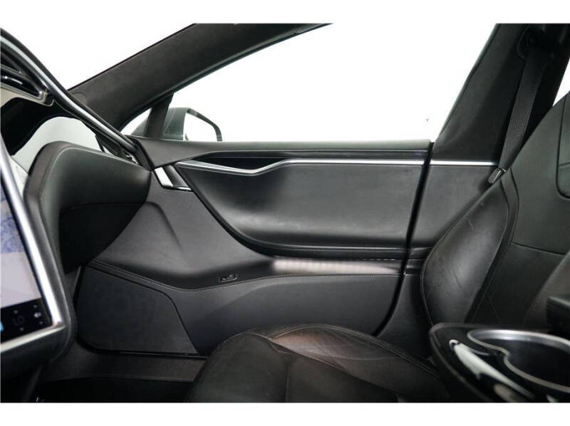 2016 Tesla Model S