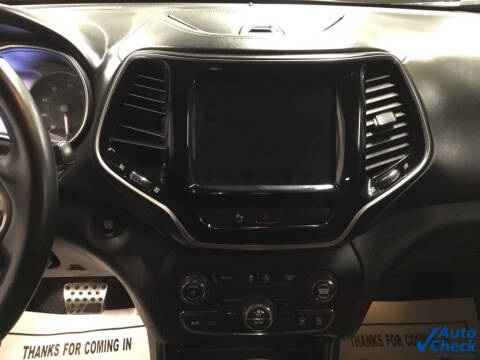 2019 Jeep Cherokee Overland