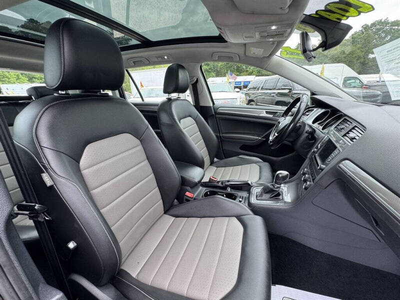 2017 Volkswagen Golf Alltrack