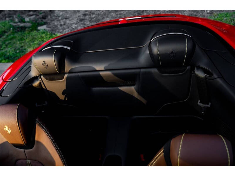 2025 Ferrari Roma Spider