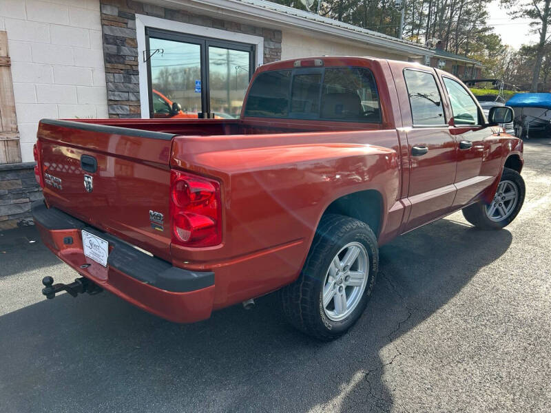 2007 Dodge Dakota SLT photo 3