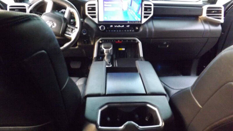 2023 Toyota Sequoia Platinum