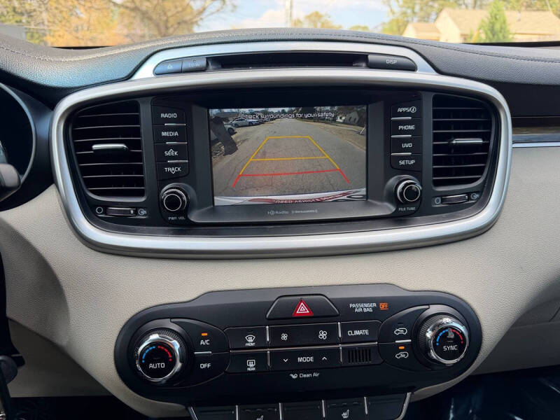 2017 Kia Sorento L