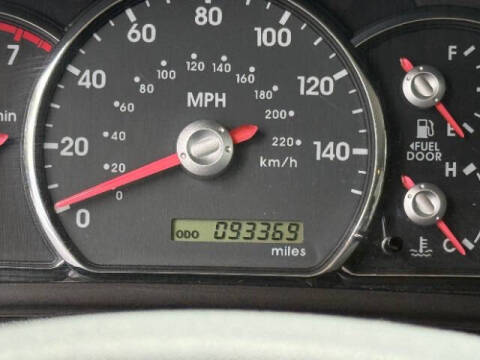 2011 Mitsubishi Endeavor LS