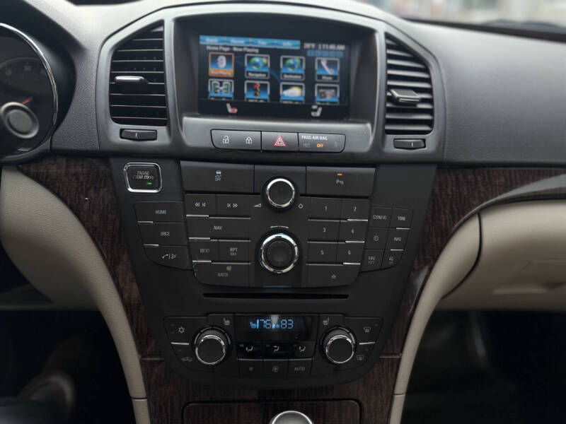 2012 Buick Regal Premium 2