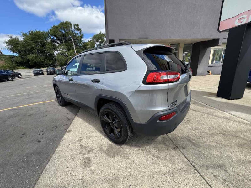 2017 Jeep Cherokee Sport Altitude