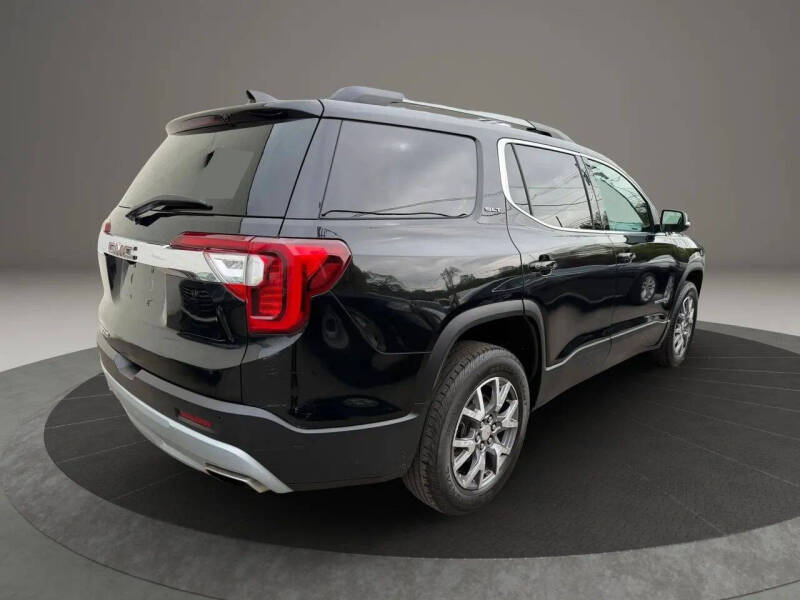 2020 GMC Acadia SLT