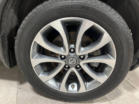 2011 Nissan JUKE SV
