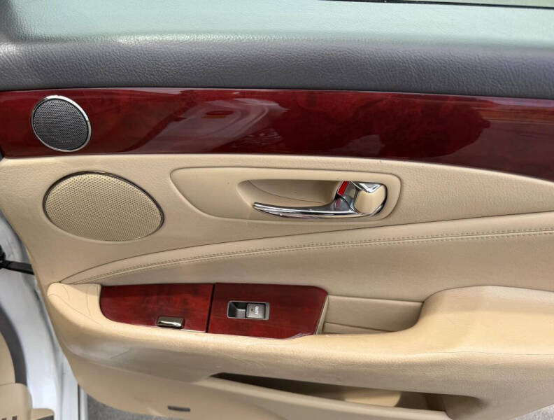 2007 Lexus LS 460