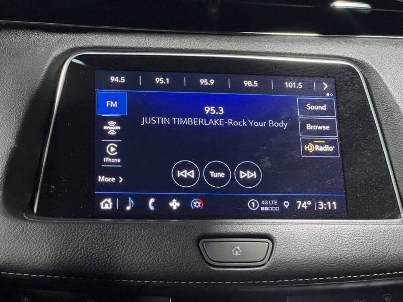 2023 Cadillac XT4 Premium Luxury