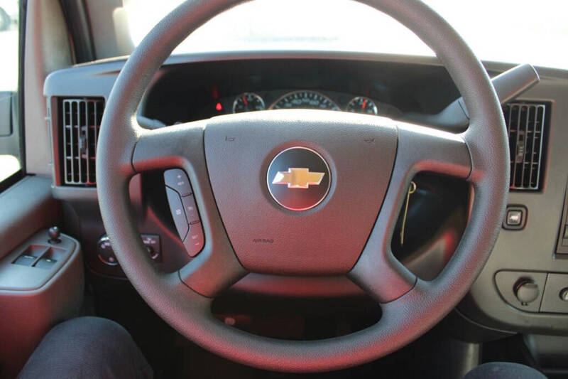 2024 Chevrolet Express 2500
