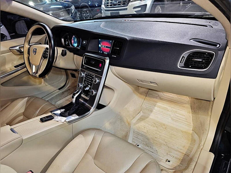 2015 Volvo S60 T5 Drive-E Premier