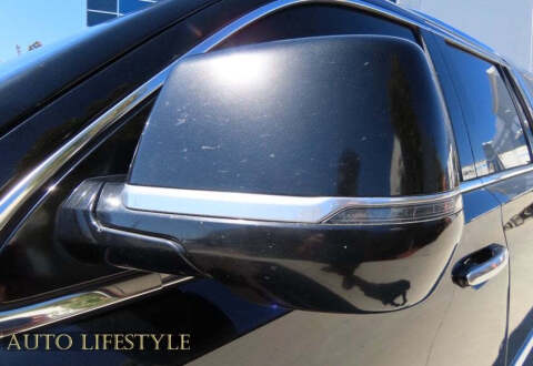 2017 Cadillac Escalade Luxury