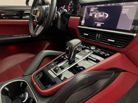 2021 Porsche Cayenne S Coupe