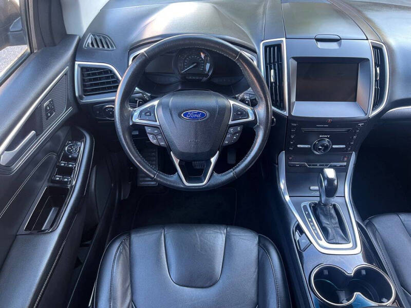 2016 Ford Edge Titanium