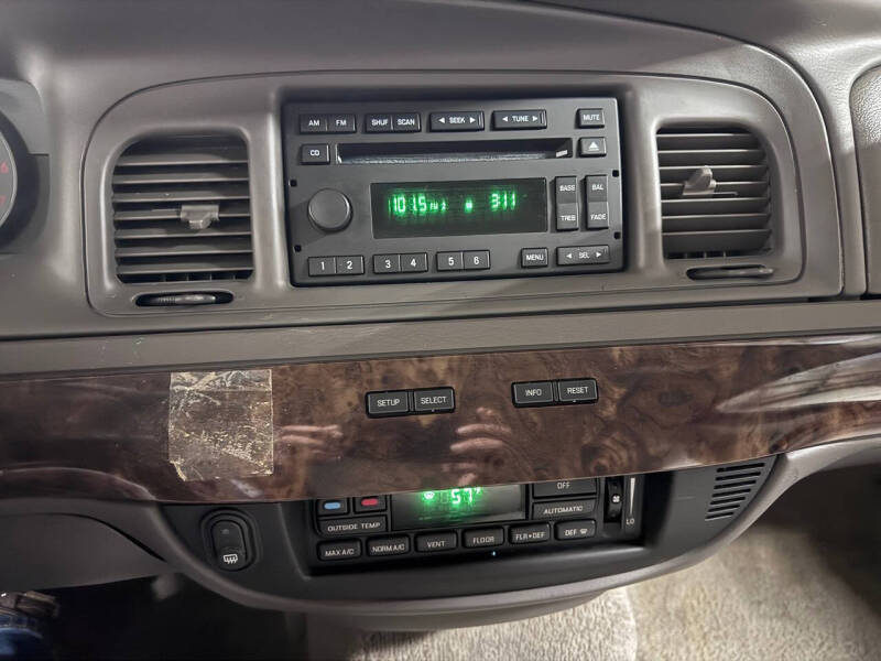 2011 Mercury Grand Marquis LS