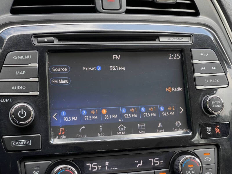 2017 Nissan Maxima Platinum