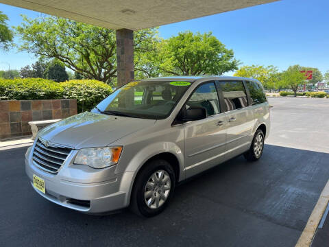 2009 Chrysler Town and Country for sale at TDI AUTO SALES in Boise ID