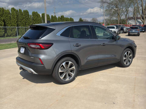2023 Ford Escape Platinum