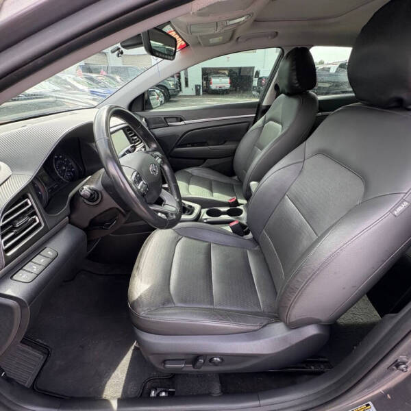 2020 Hyundai Elantra