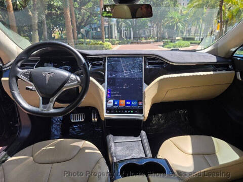 2015 Tesla Model S