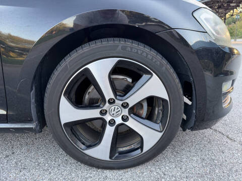 2015 Volkswagen Golf SportWagen TDI SE