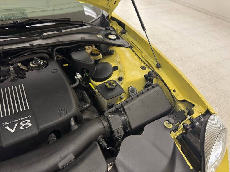 2002 Ford Thunderbird Deluxe