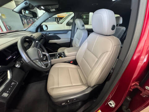 2024 GMC Acadia Elevation
