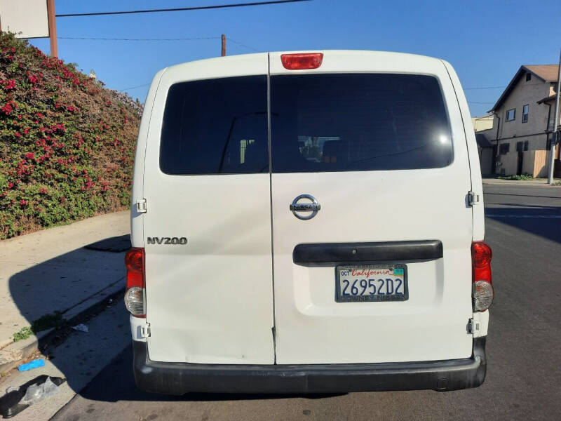 2016 Nissan NV200 SV