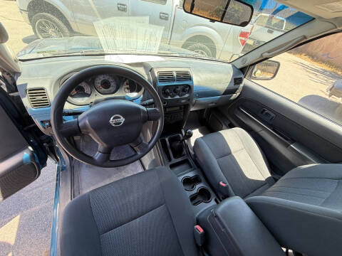 2004 Nissan Frontier XE