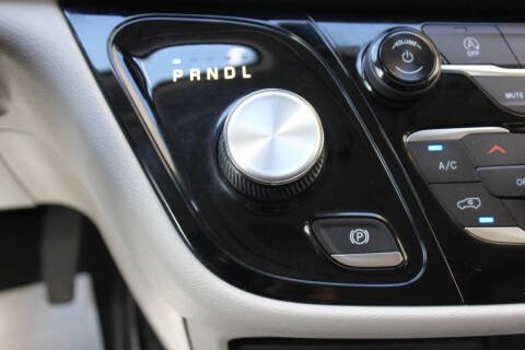 2018 Chrysler Pacifica Touring L Plus