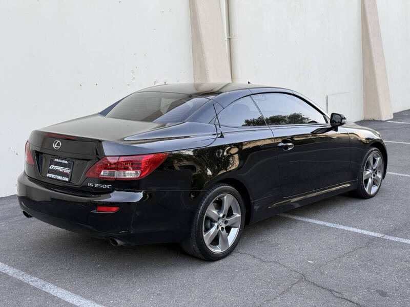 2011 Lexus IS 250C