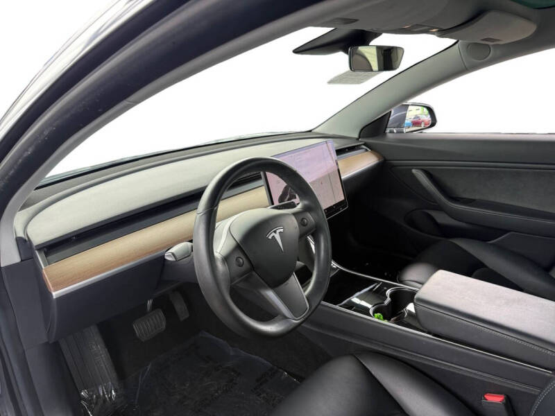 2019 Tesla Model 3 Mid Range
