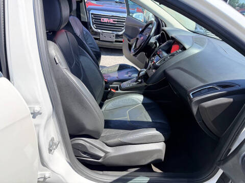 2017 Ford Focus Titanium