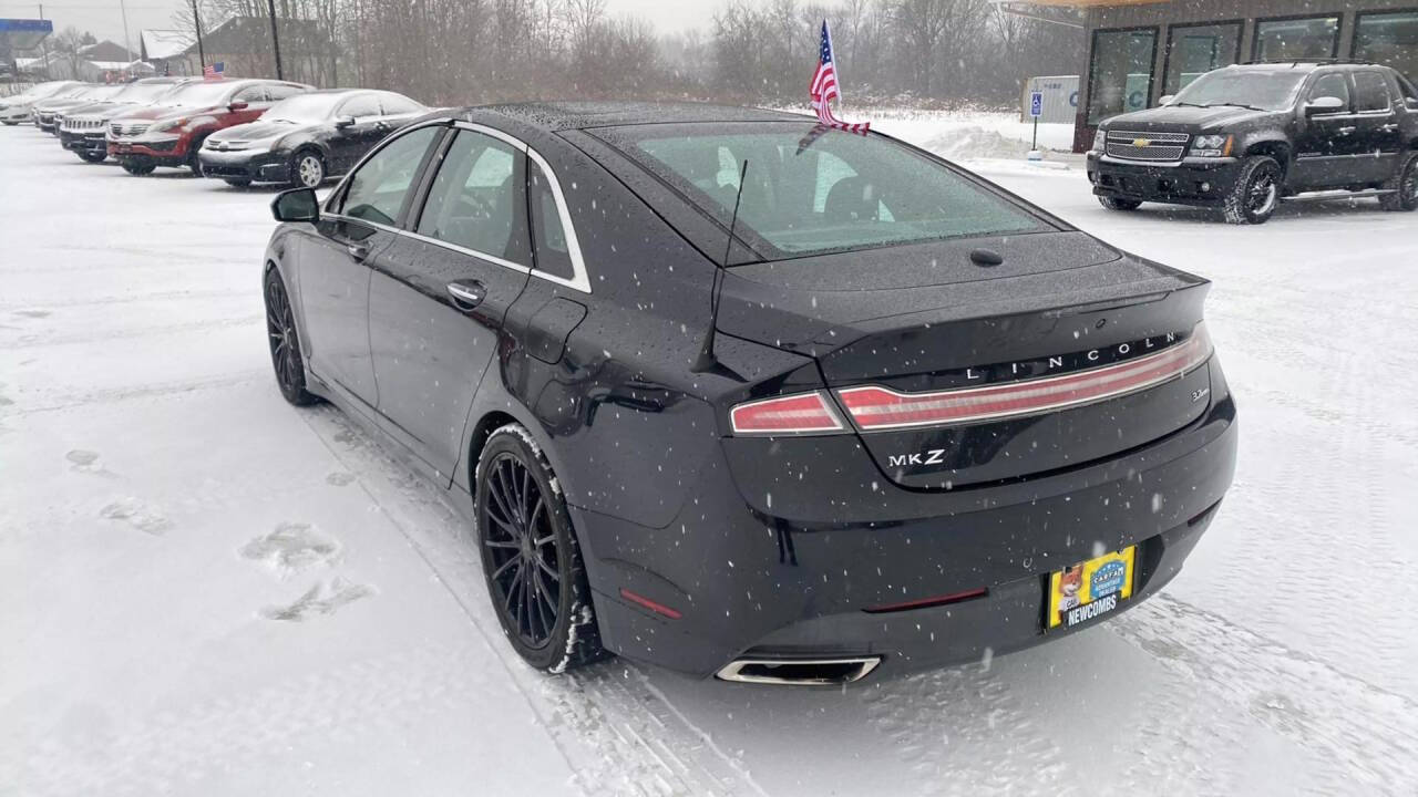 2013 Lincoln MKZ for sale at Newcombs North Certified Auto Sales in Metamora, MI