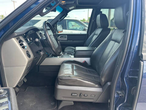 2011 Ford Expedition EL XLT
