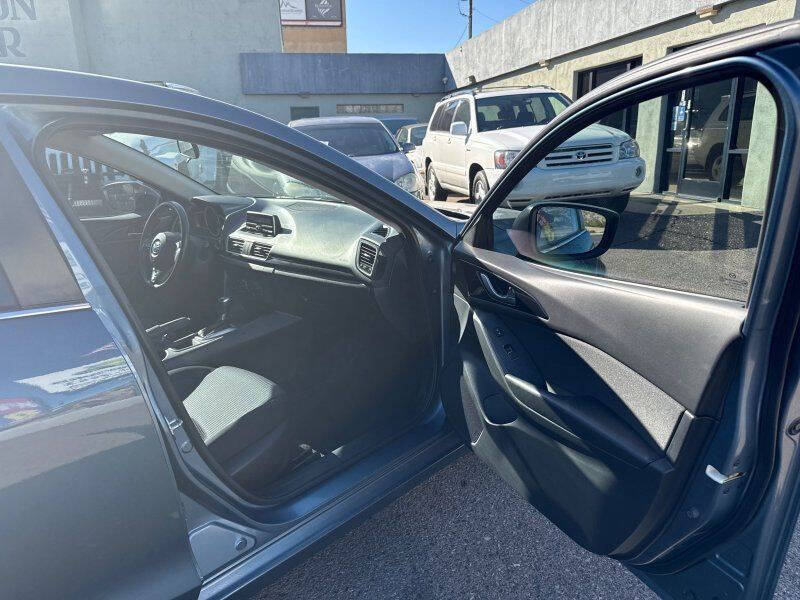 2014 Mazda MAZDA3 i Touring