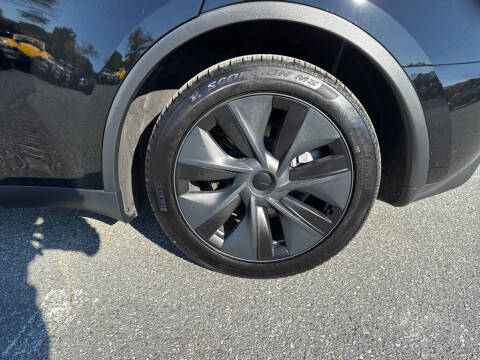 2025 Tesla Model Y Long Range