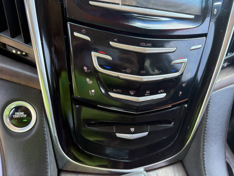 2015 Cadillac Escalade ESV Luxury