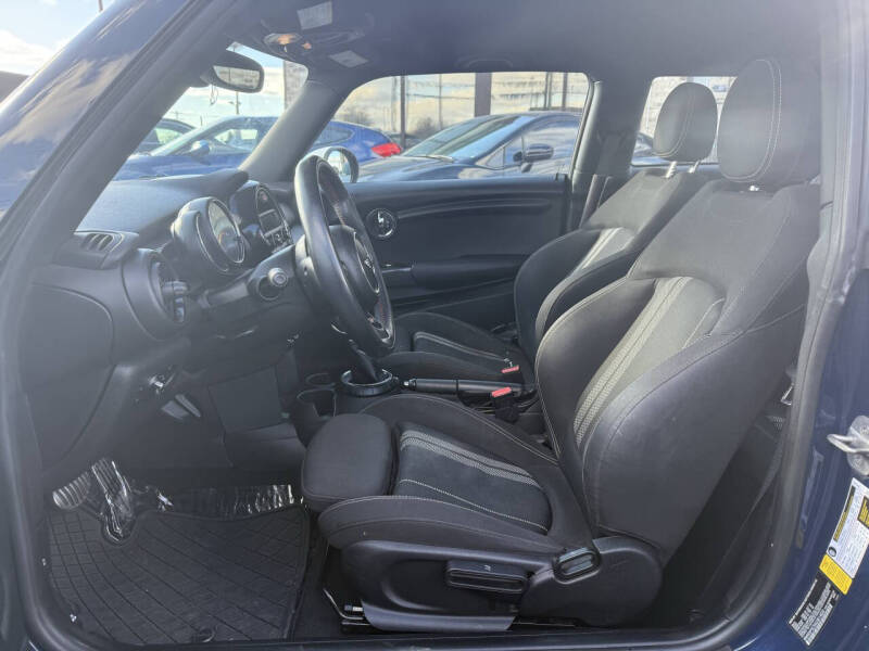 2016 MINI Hardtop 2 Door Cooper