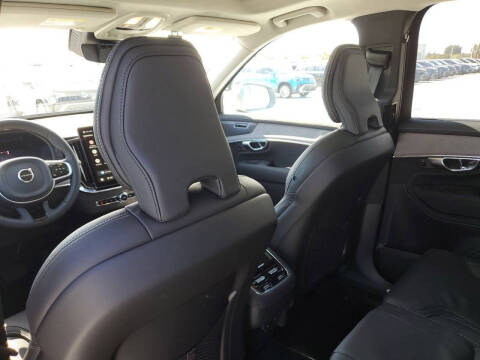 2025 Volvo XC90 B6 Ultra Bright Theme 7P