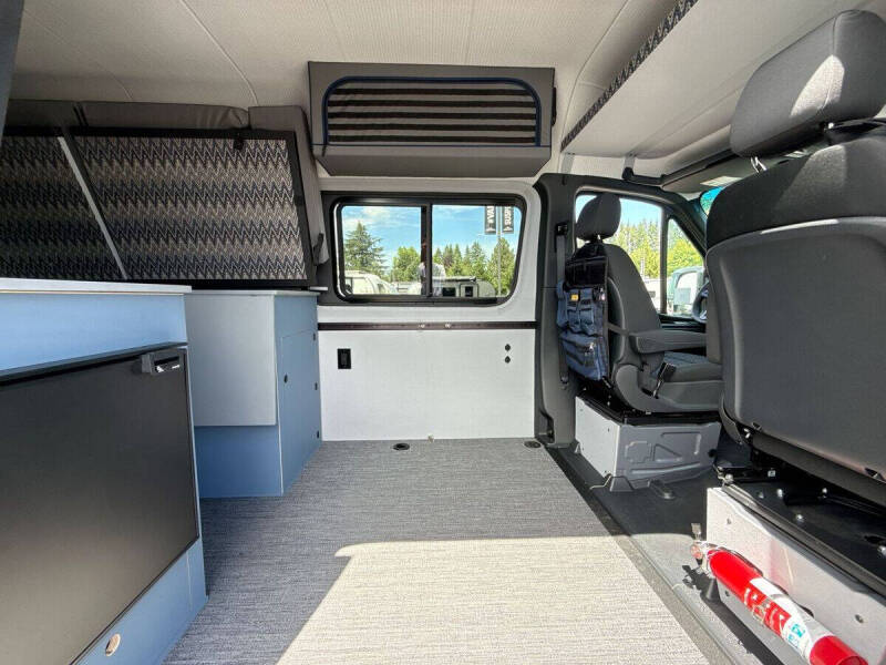 2024 Mercedes-Benz Sprinter