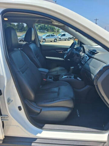 2017 Nissan Rogue
