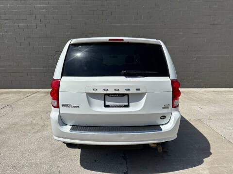 2015 Dodge Grand Caravan SXT Plus