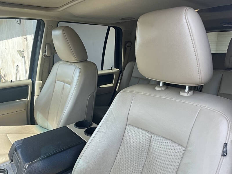 2017 Ford Expedition XLT