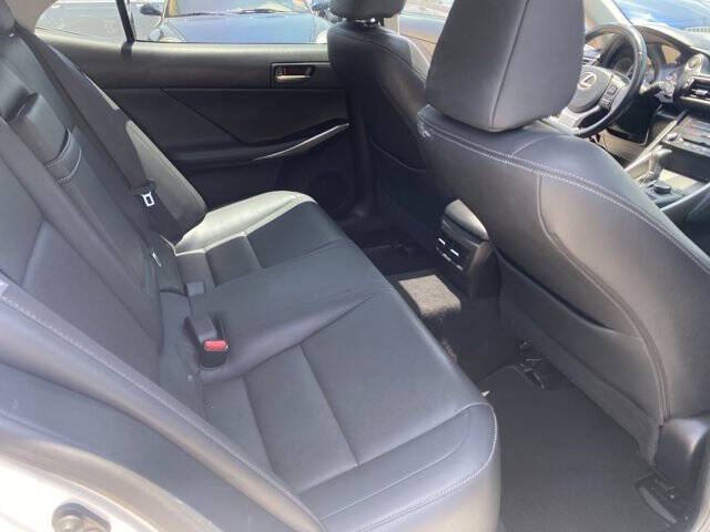 2018 Lexus IS 300