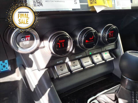 2025 Toyota GR86 Premium