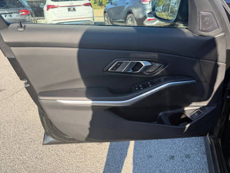 2023 BMW 3 Series 330i xDrive