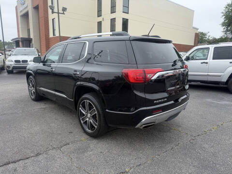 2017 GMC Acadia Denali