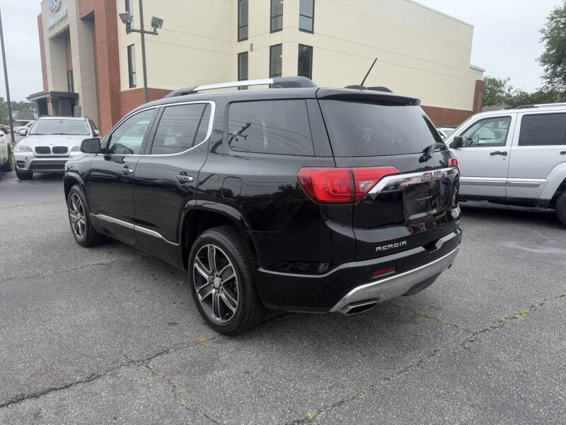 2017 GMC Acadia Denali